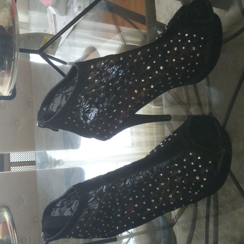 Fredericks of Hollywood size 11  booties
